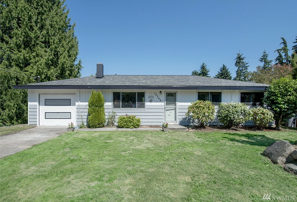 Property Photo:  12246 14th Ave S  WA 98168 