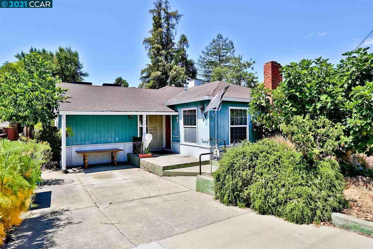 Property Photo: 2087 Esperanza Drive CA 94519