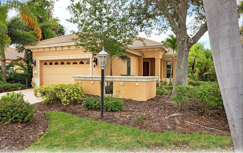 Property Photo:  7235 Presidio Glen  FL 34202 