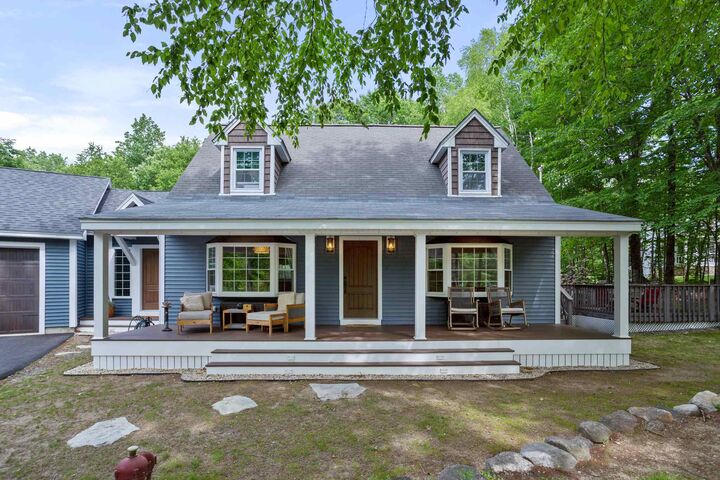 Property Photo:  59 Cinnamon Drive  NH 03045 