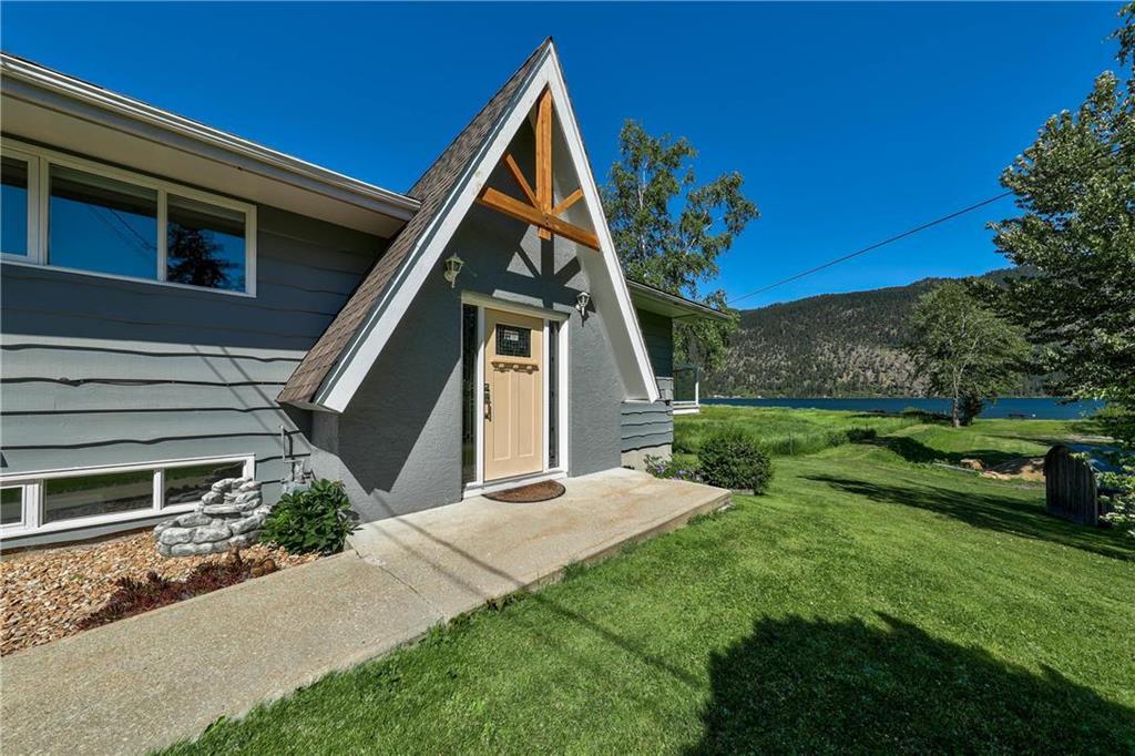 Property Photo: 1016 Arbutus Place BC V0E1M0