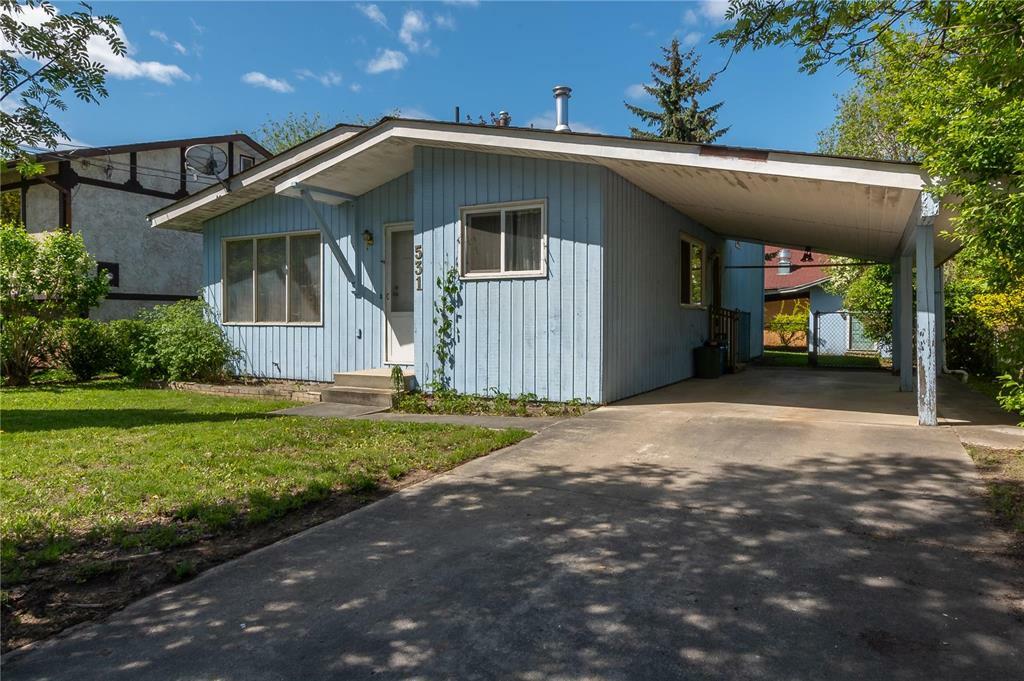 Property Photo: 531 2 Street SE BC V1E 4H3