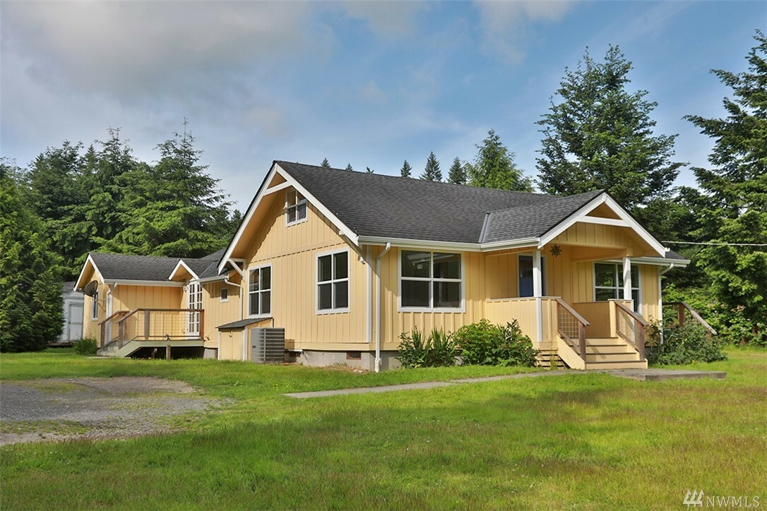 Property Photo:  3380 Craw Rd  WA 98260 