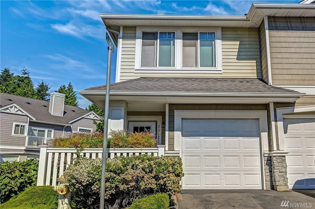 Property Photo: 23422 55th Ave S WA 98032