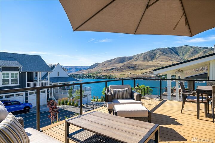100 Goldfinch Lane  Chelan WA 98816 photo
