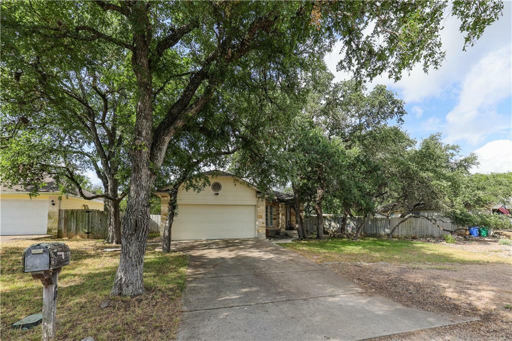 Property Photo:  5 Dogwood Drive  TX 78676 