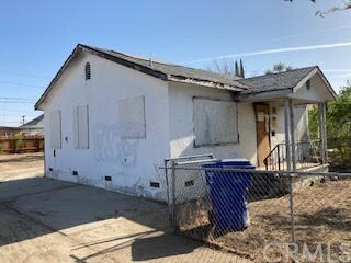 Property Photo:  1110 El Tejon Avenue  CA 93308 