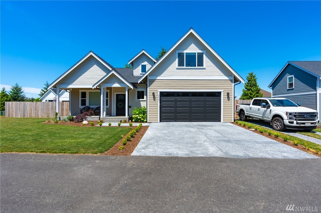 Property Photo: 2614 Hope Lane WA 98248