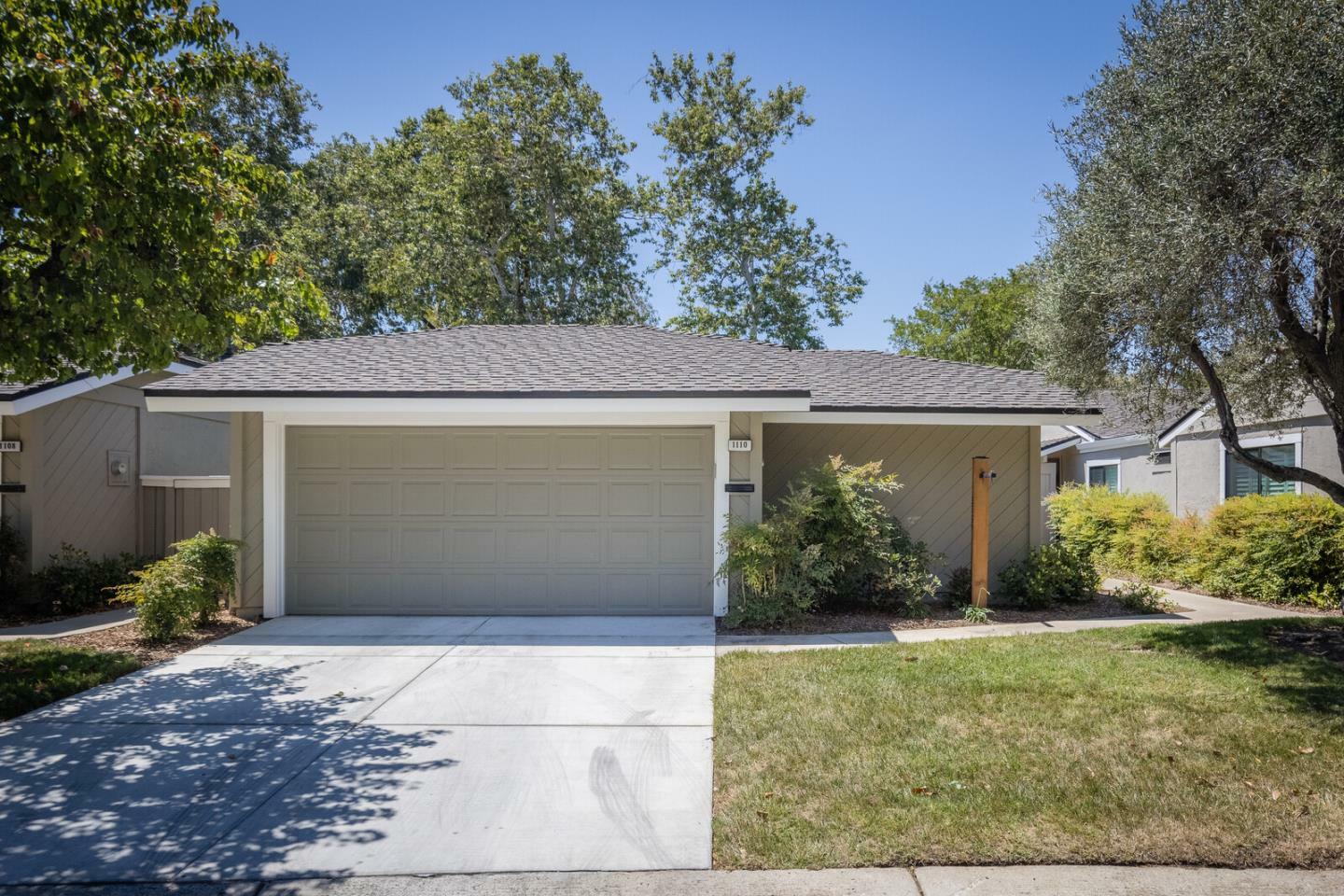 Property Photo:  1110 Silver Oak Court  CA 95120 