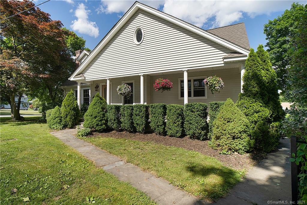 Property Photo:  176 Adelaide Street  CT 06825 