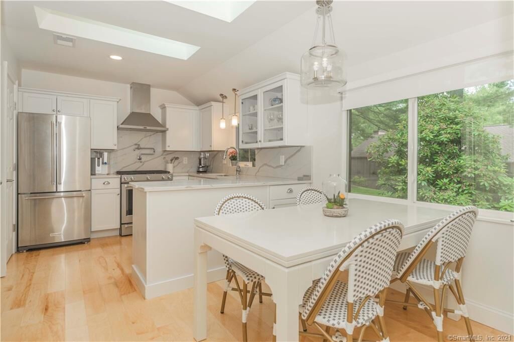 Property Photo:  147 Mallard Drive 147  CT 06001 