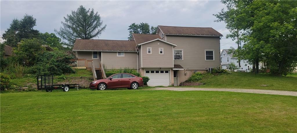 Property Photo:  3 Union Street  PA 16438 