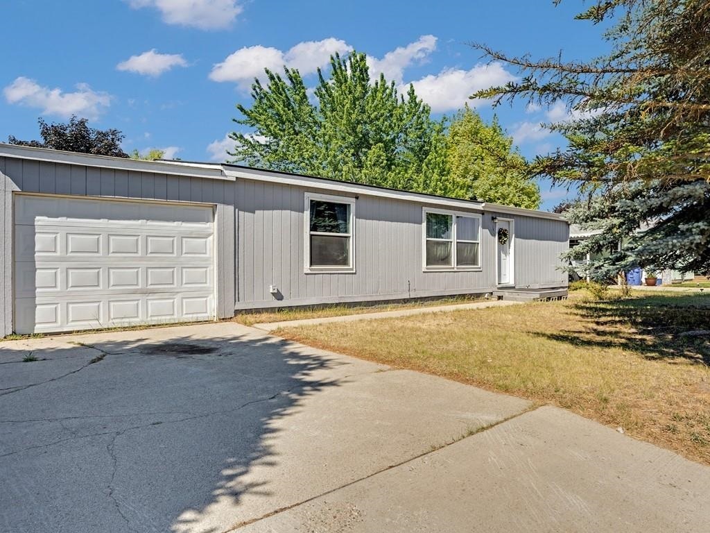 1413 E D St  Deer Park WA 99006 photo