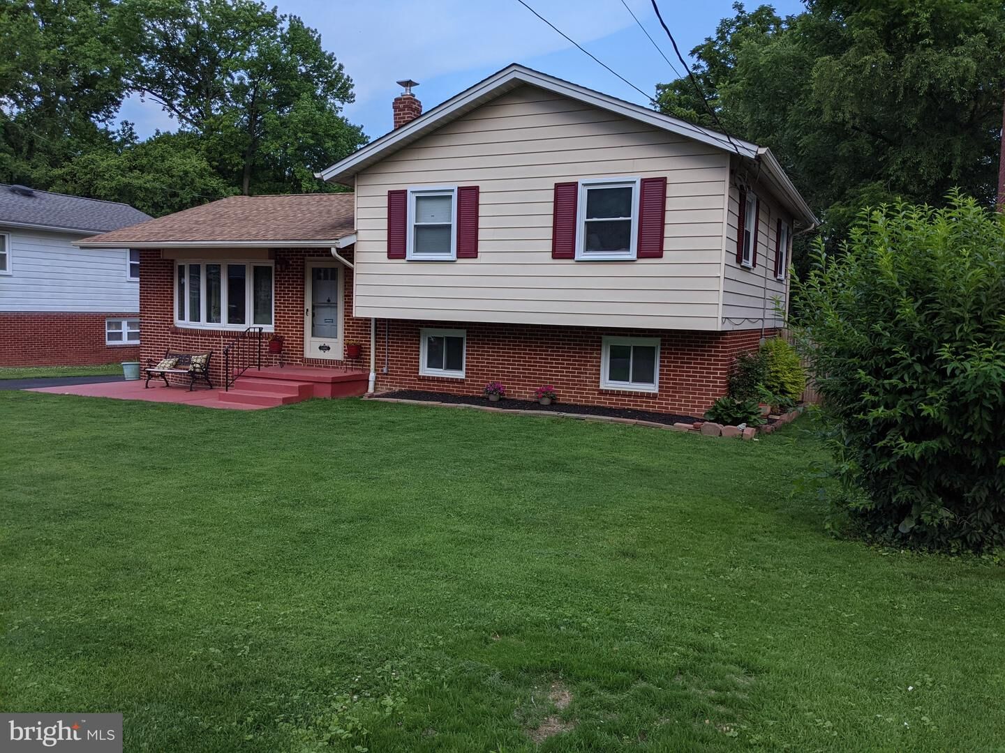 Property Photo: 1202 Jefferson Avenue DE 19809