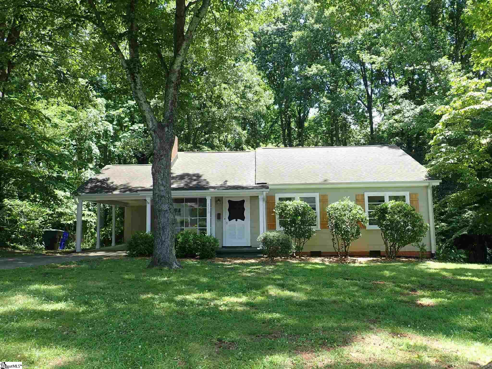 Property Photo:  113 Wilshire Drive  SC 29609 