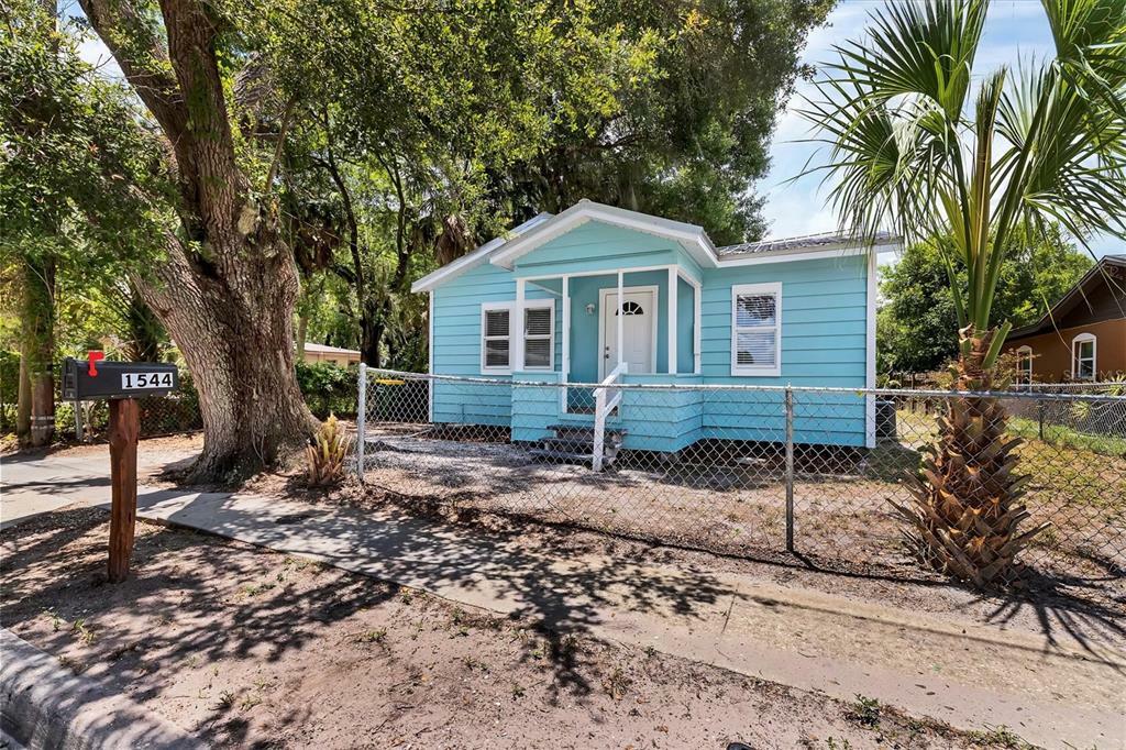 Property Photo:  1544 30th Street  FL 34234 