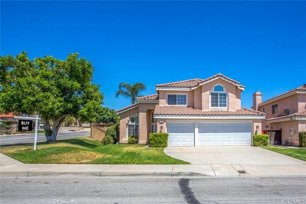 Property Photo:  28702 Fox Tail Way  CA 92346 