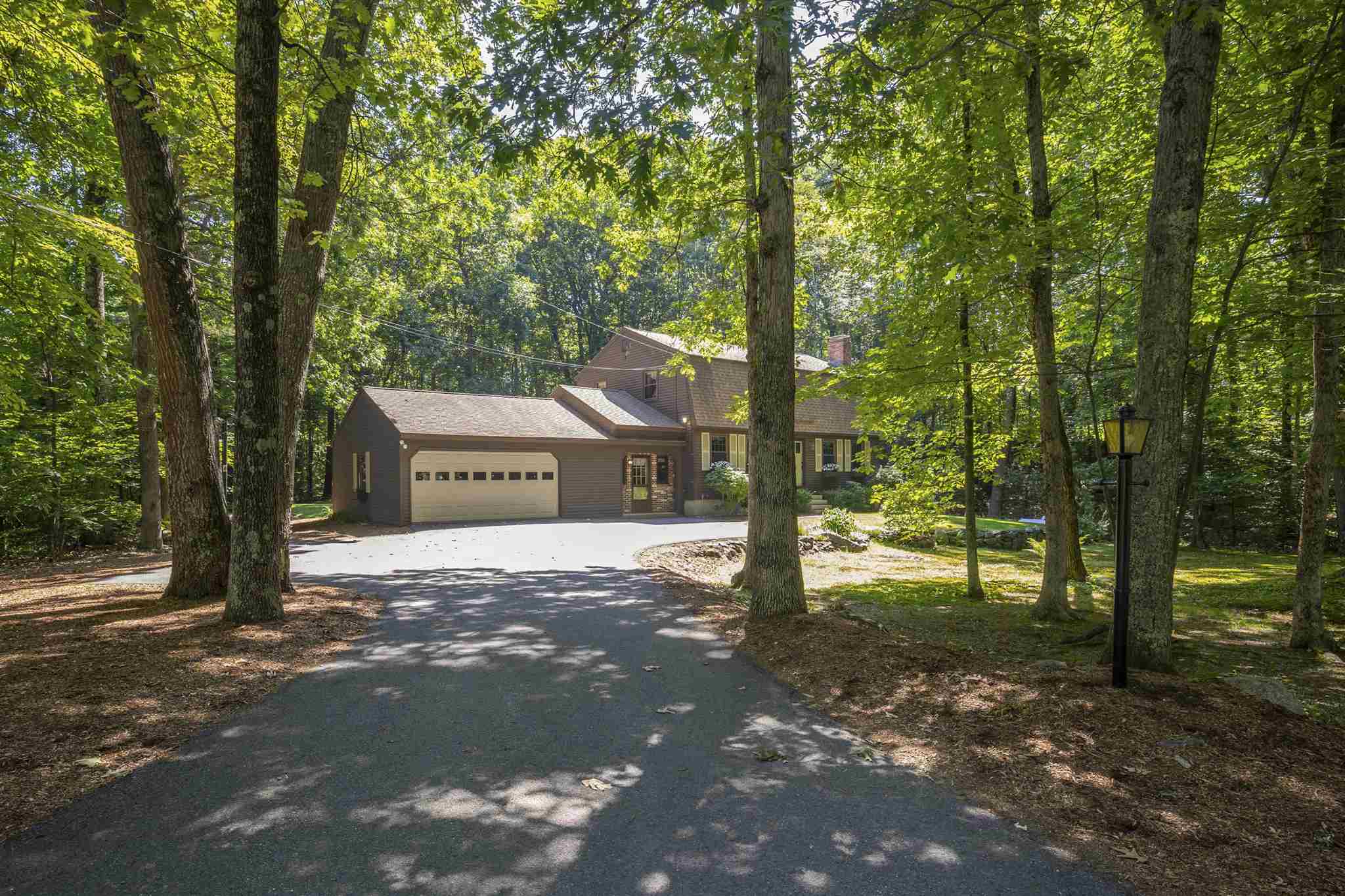 Property Photo: 37 Heritage Circle NH 03051