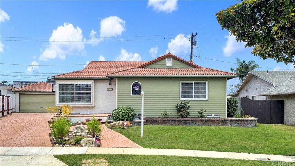 Property Photo: 21821 Paul Avenue CA 90503