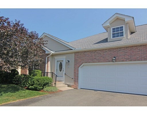 Property Photo: 43 Wynnfield Circle 43 MA 01077