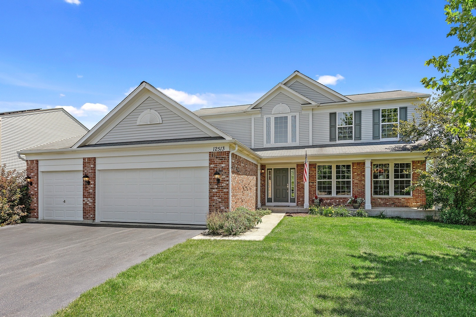 Property Photo:  12513 Blue Iris Lane  IL 60585 