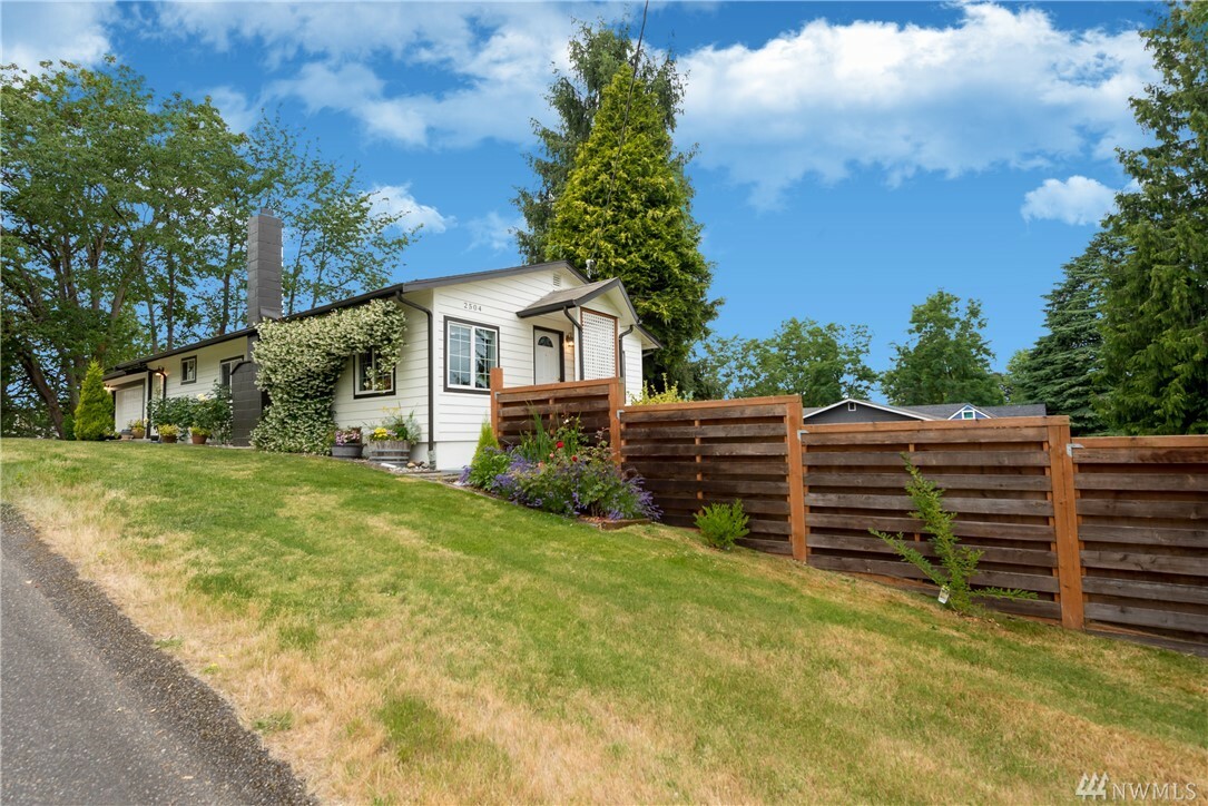 Property Photo:  2504 58th Ave NE  WA 98422 