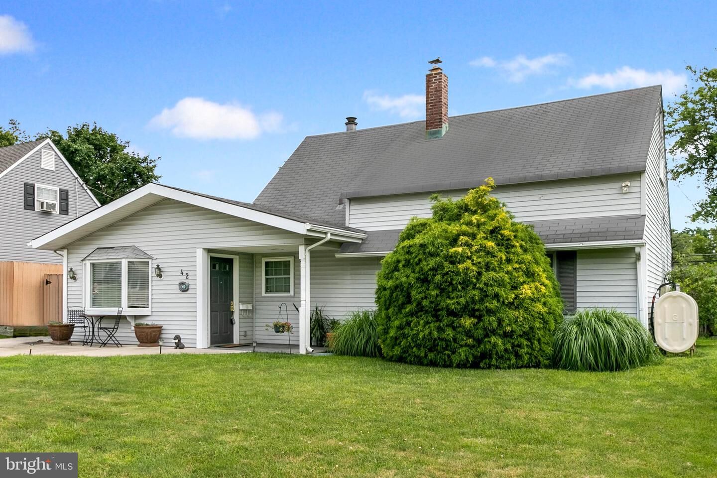 Property Photo:  42 Redbrook Lane  PA 19055 