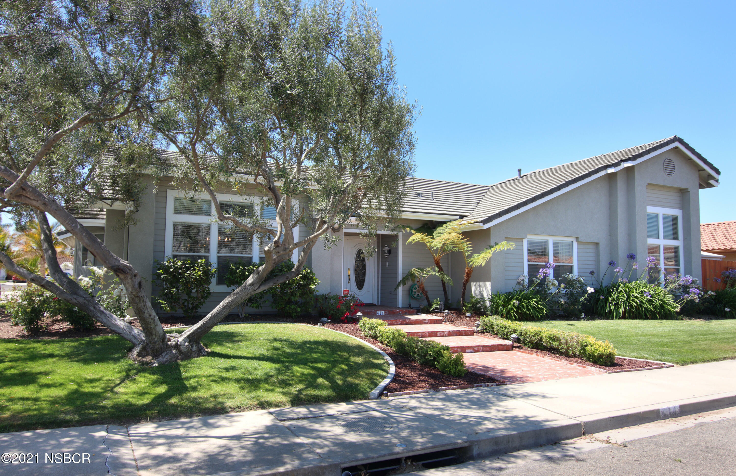 414 Silverado Avenue  Santa Maria CA 93455 photo