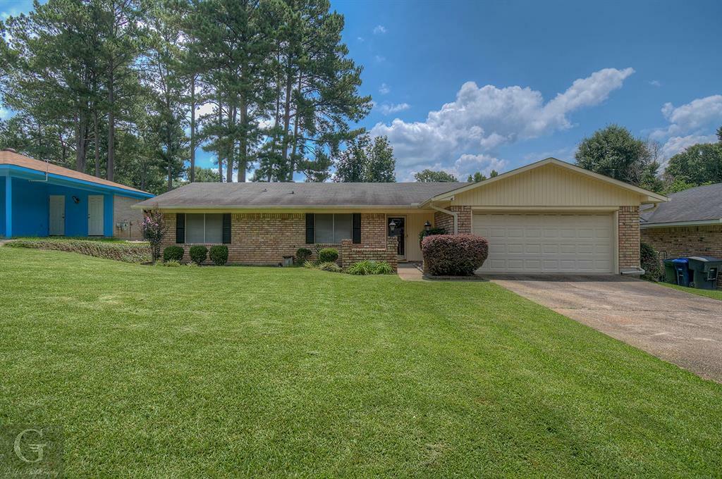 Property Photo: 2259 Urban Dale Drive LA 71118