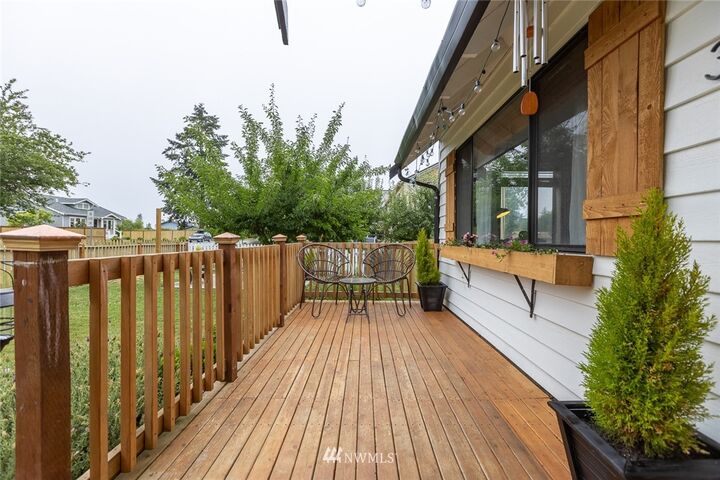 Property Photo: 303 Gove Street WA 98388