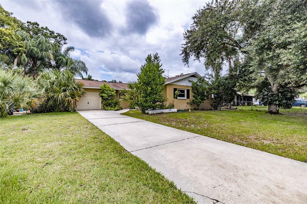 Property Photo:  4421 Pompano Drive  FL 33617 