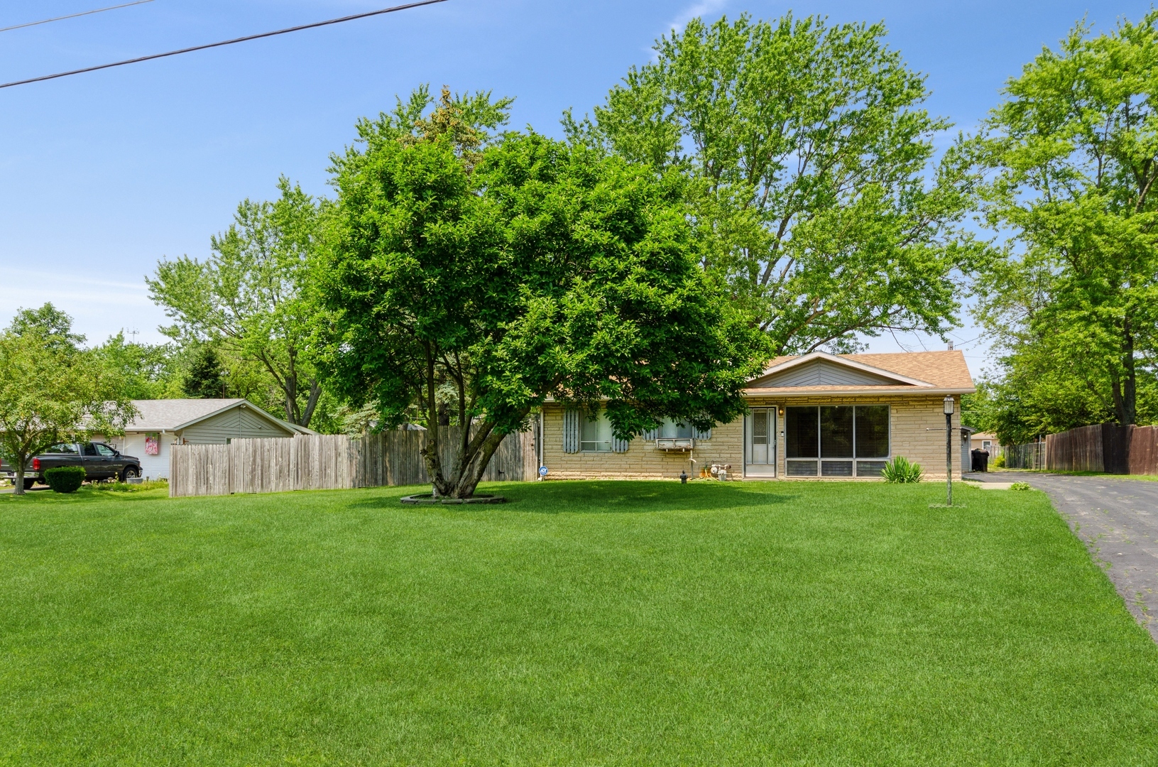 83 227th Place  Steger IL 60475 photo