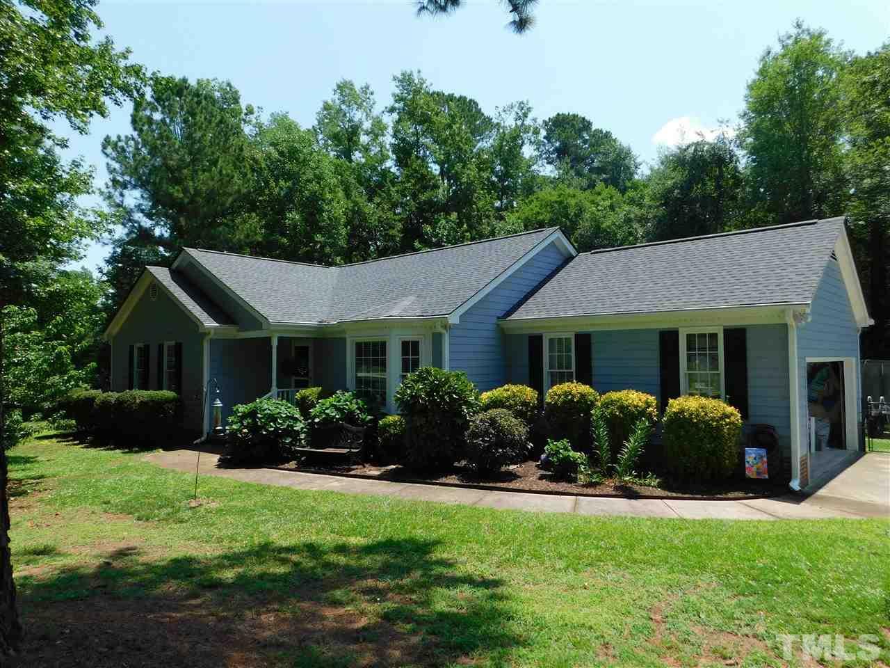 Property Photo:  1005 Sawyer Creek Drive  NC 27597 