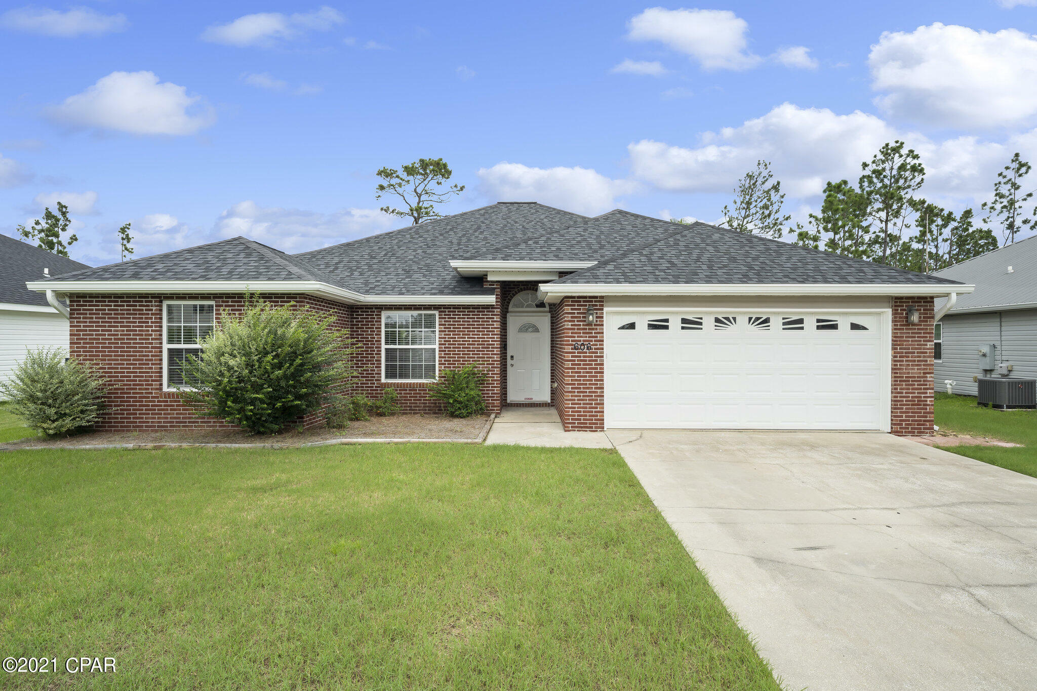 Property Photo:  606 E 24th Street  FL 32444 