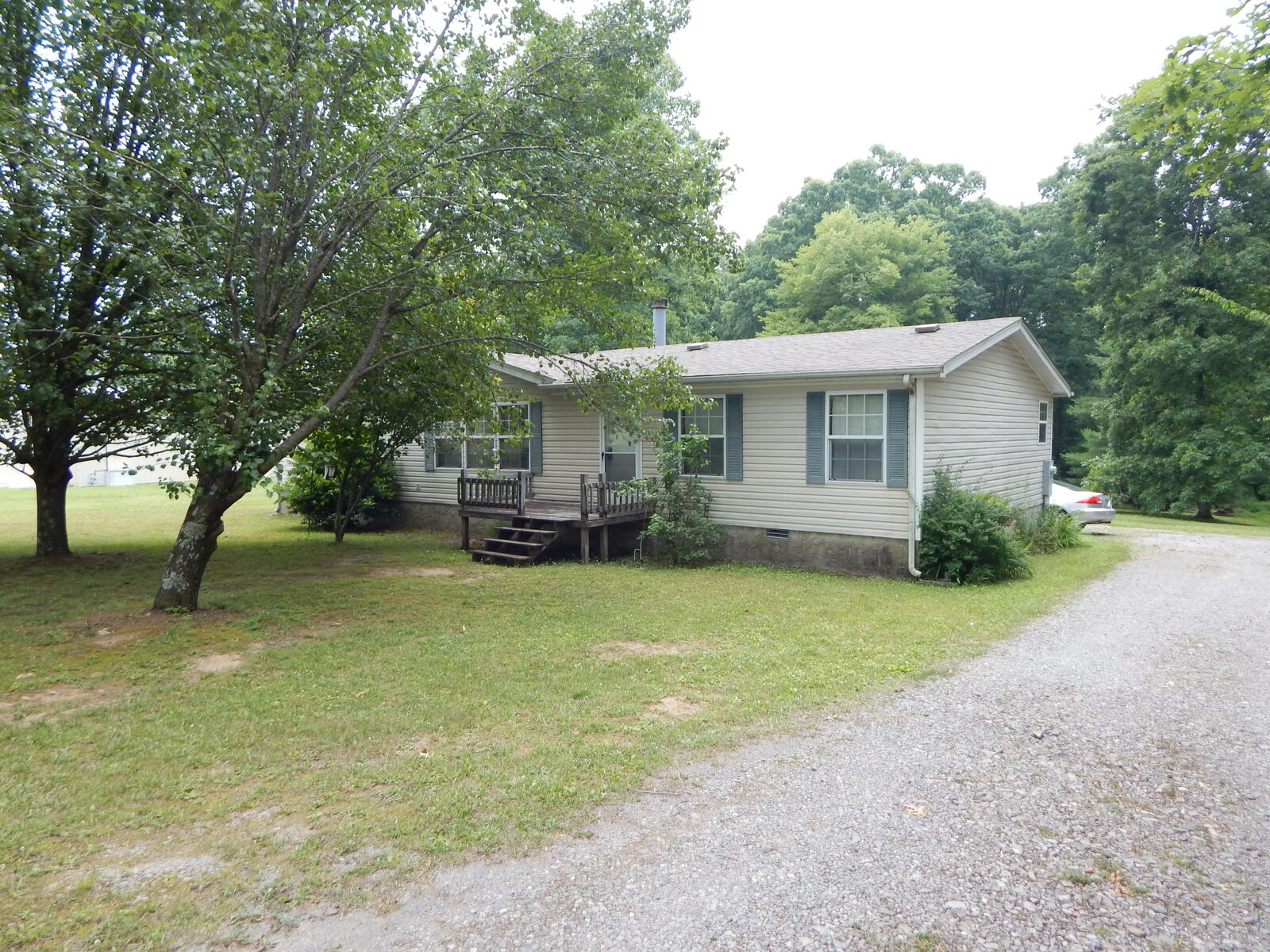 Property Photo:  69 Mayland Rd  TN 38574 