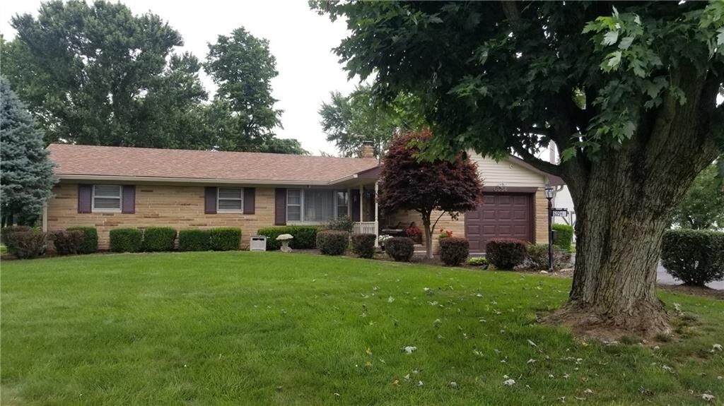 Property Photo: 6054 Bluff Acres Drive IN 46143