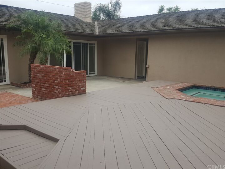 Property Photo:  2200 Francisco Drive  CA 92660 