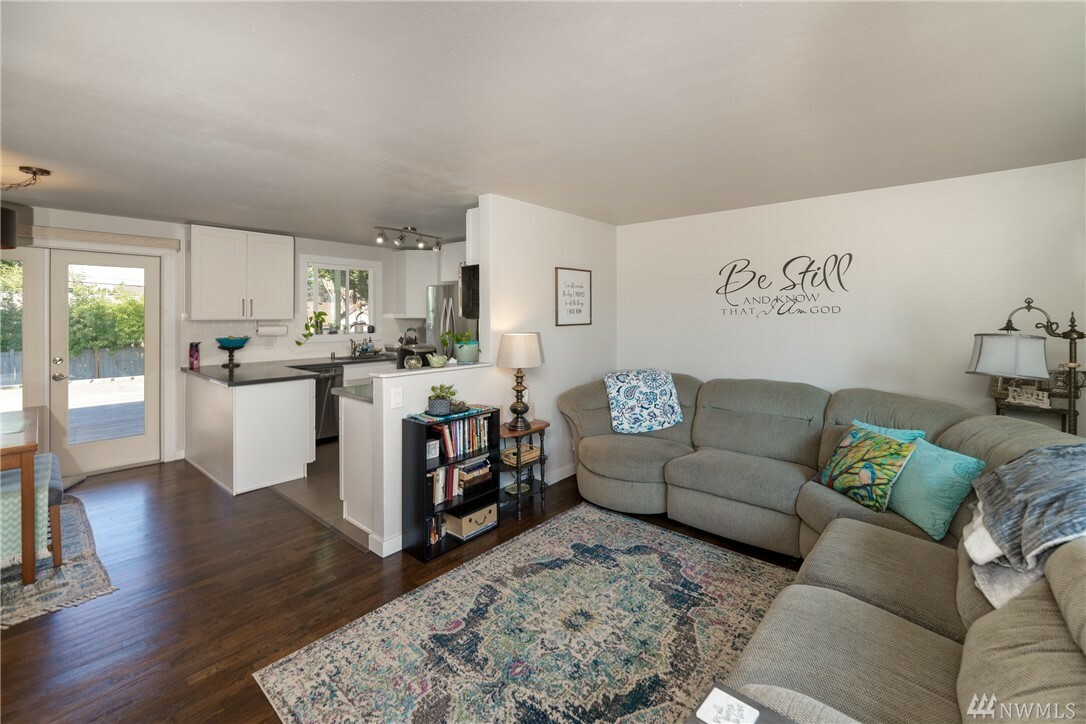 Property Photo: 4205 223rd St SW WA 98043