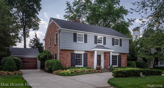 Property Photo:  105 Elm Park Avenue  MI 48069 