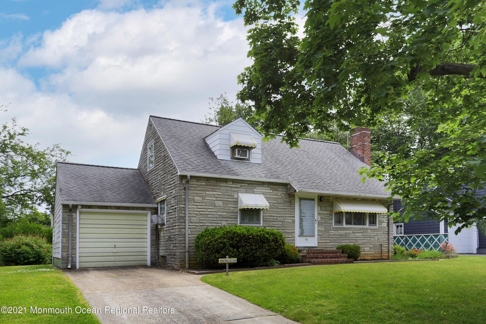 Property Photo:  96 Borden Street  NJ 07702 