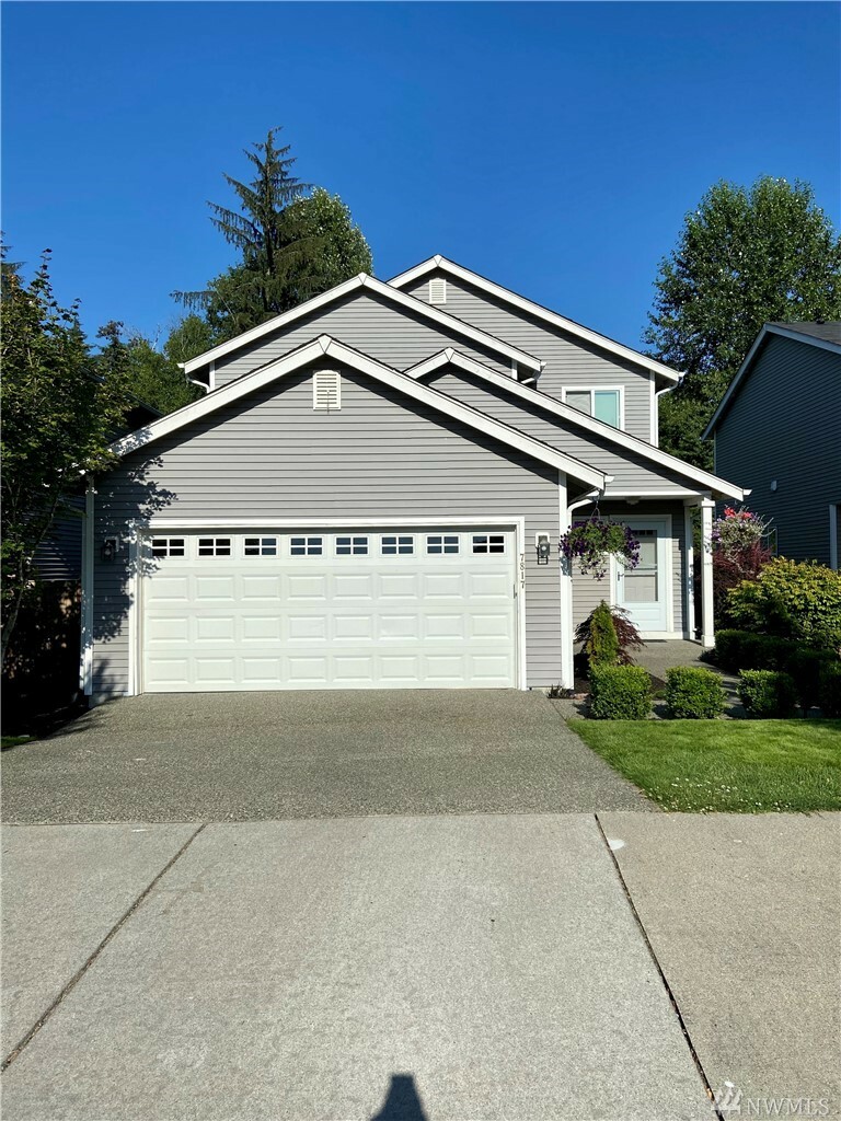 Property Photo:  7817 87th Ave NE  WA 98270 