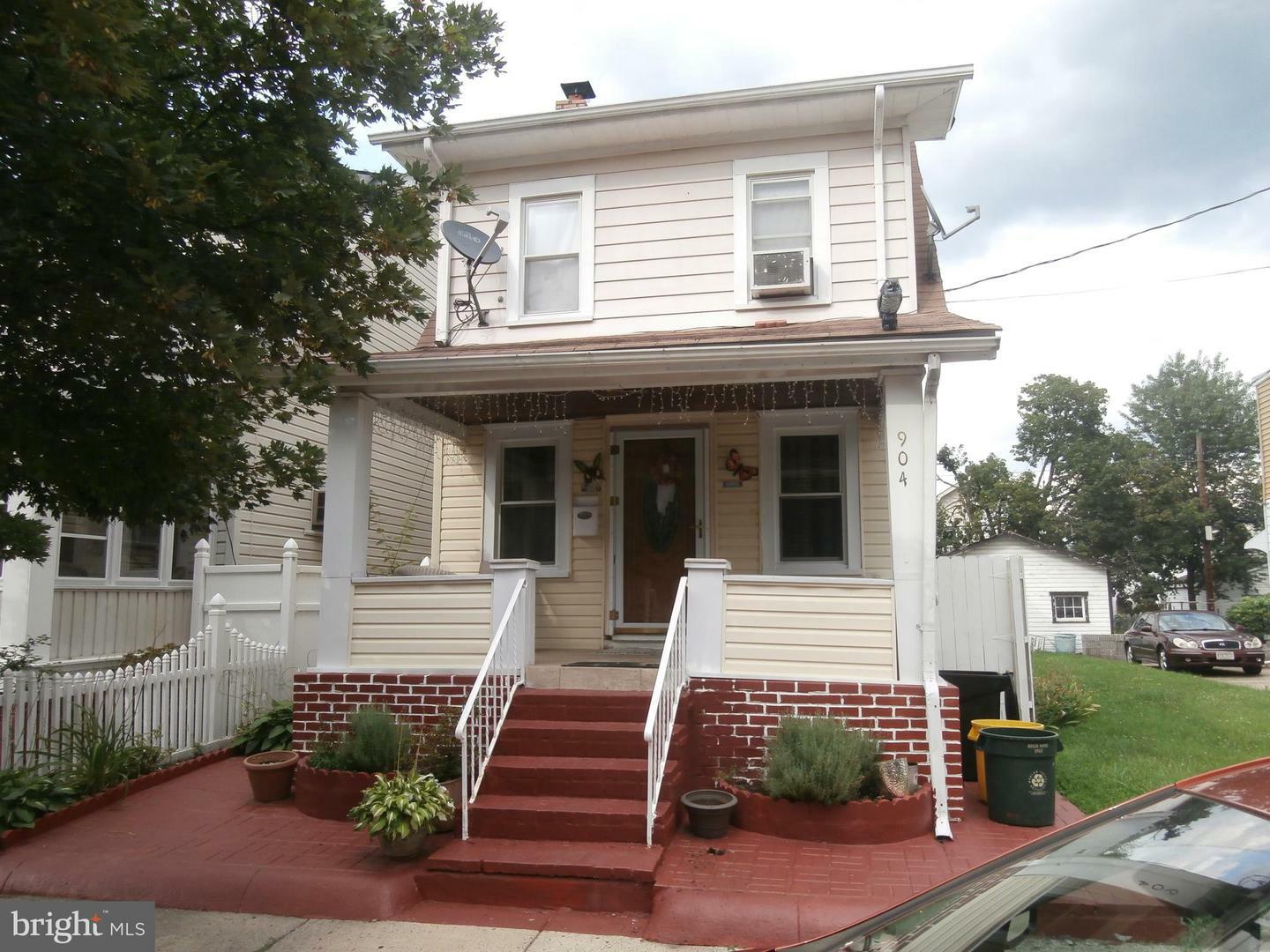 Property Photo:  904 Fairmount Avenue  NJ 08629 