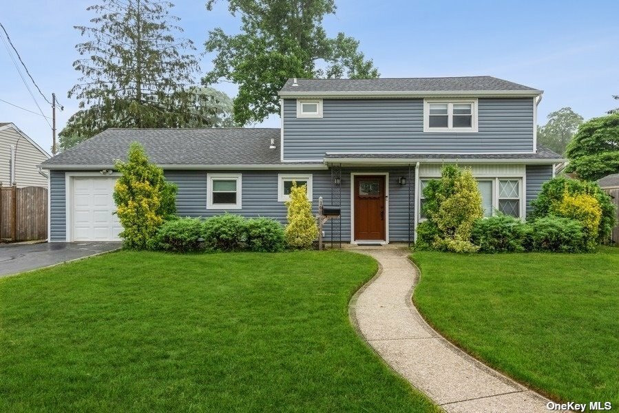 Property Photo:  16 Polo Road  NY 11758 