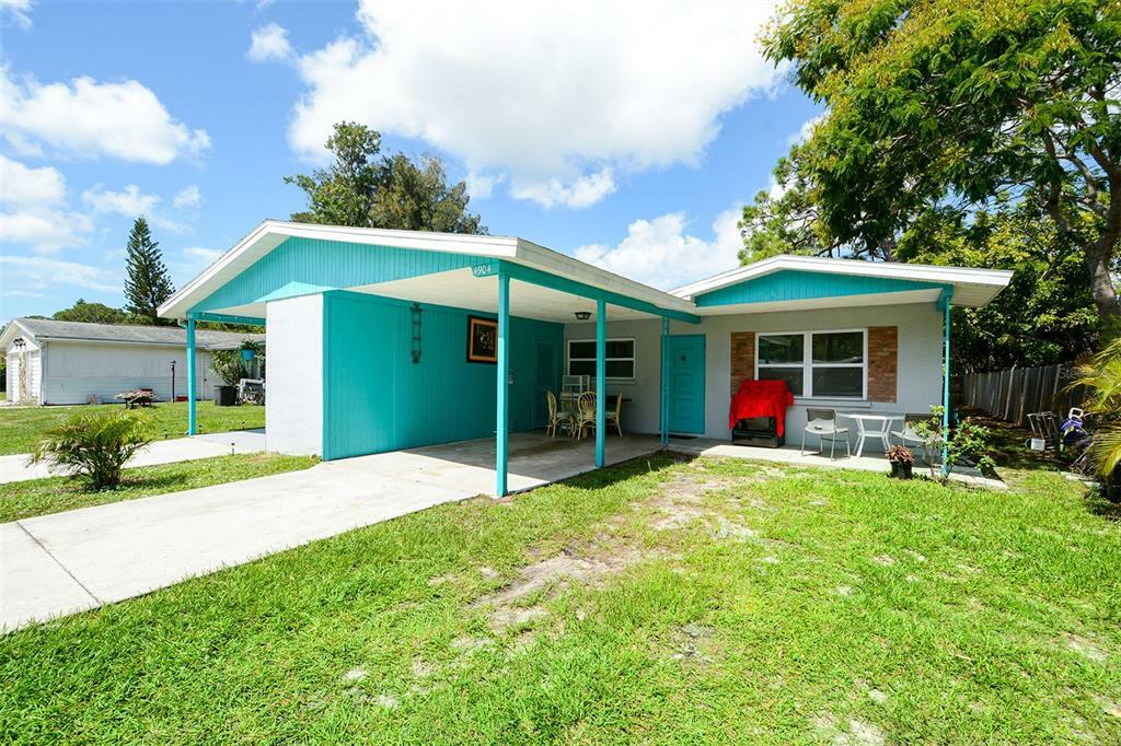 Property Photo: 4904 19th Street W FL 34207