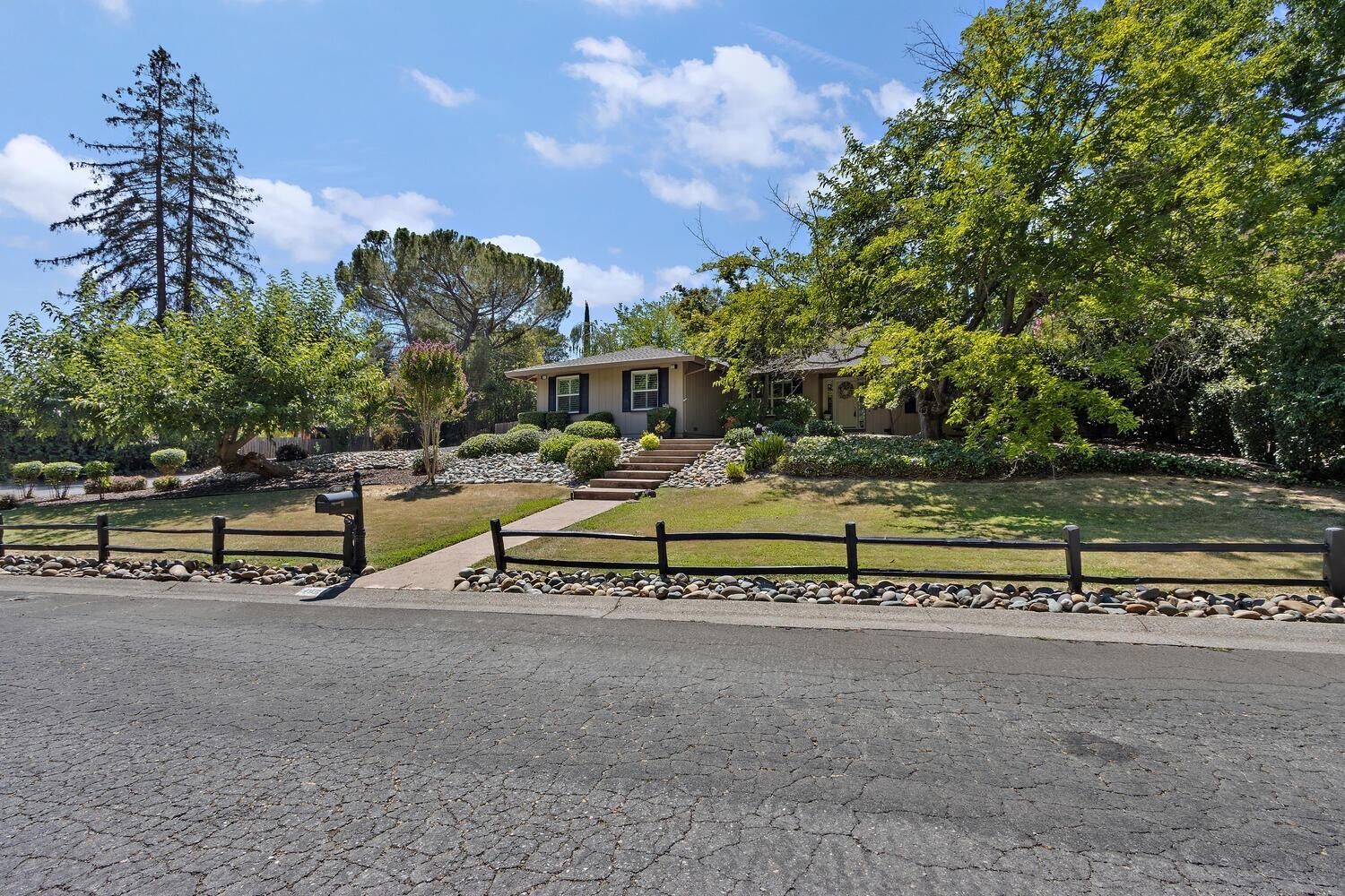 Property Photo:  4937 Arboleda Drive  CA 95628 