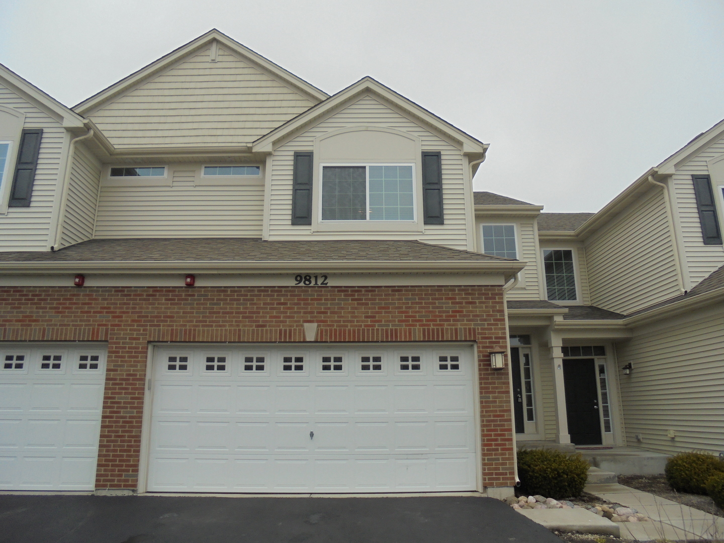 Property Photo: 9812 Williams Drive IL 60142