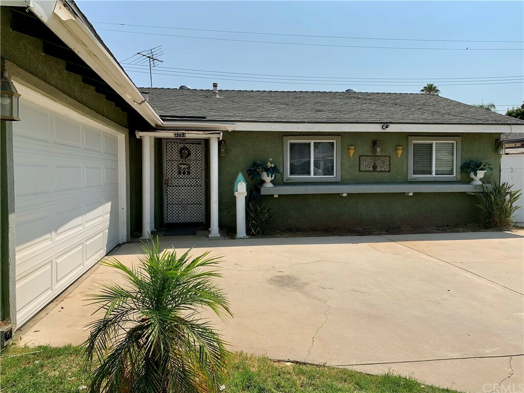 Property Photo:  3253 Wickham Drive  CA 92503 