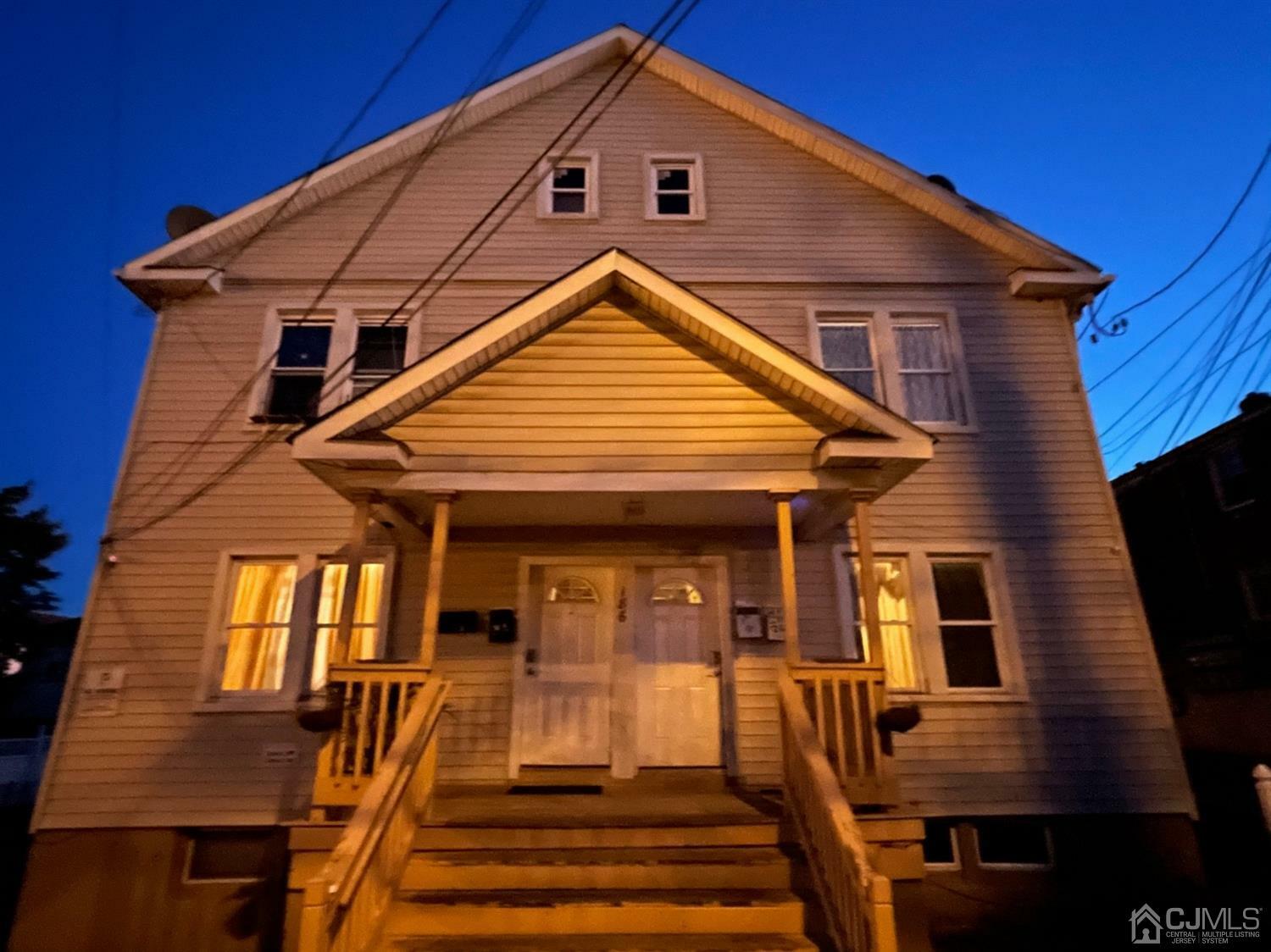 Property Photo:  186 Comstock Street  NJ 08901 