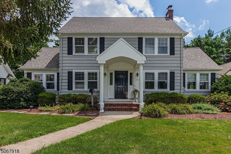Property Photo:  245 Tuttle Pkwy  NJ 07090 