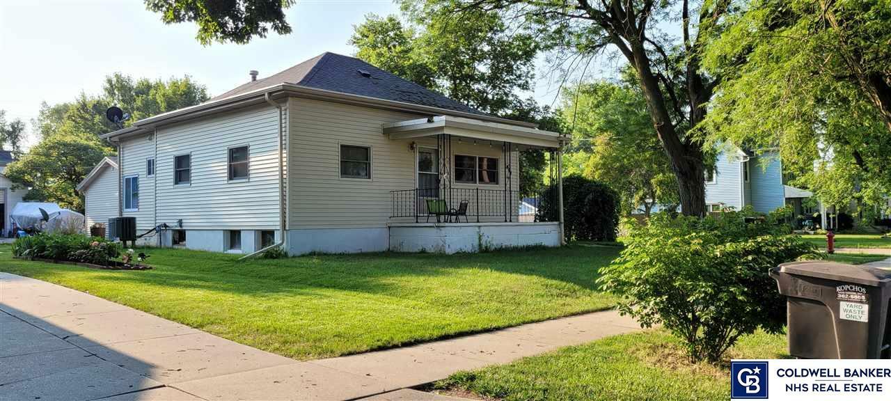 404 N College  York NE 68467 photo